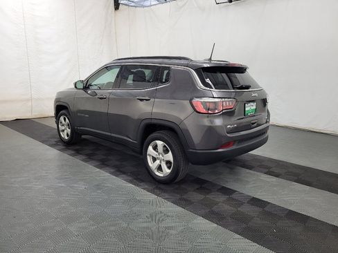 Used 2020 Jeep Compass Latitude w/ Popular Equipment Group AWD/4WD image 5