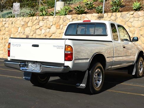 Used 1998 Toyota Tacoma 4x4 Xtracab V6 image 6