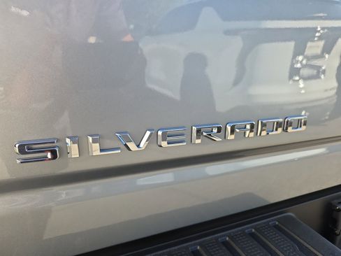 New 2026 Chevrolet Silverado 2500 LTZ w/ LTZ Premium Package image 18