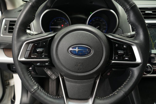 Used 2018 Subaru Outback 3.6R Touring AWD/4WD image 32