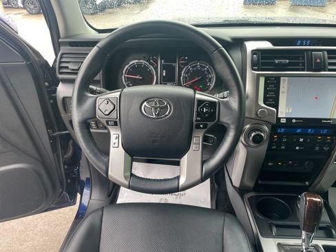 Used 2024 Toyota 4Runner Limited AWD/4WD image 23