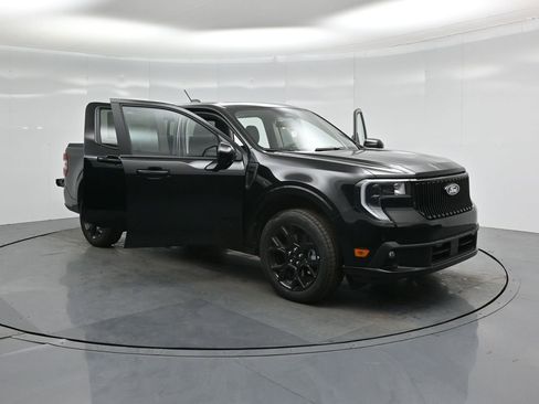 New 2026 Ford Maverick Lobo image 30