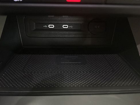 Used 2021 Volkswagen Atlas SE AWD/4WD image 32