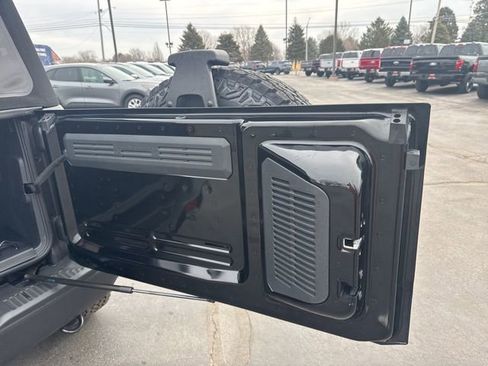 New 2026 Ford Bronco Badlands image 14