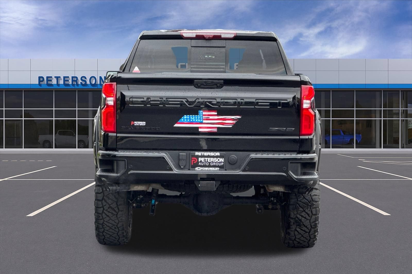 Used 2024 Chevrolet Silverado 1500 ZR2 AWD/4WD image 5