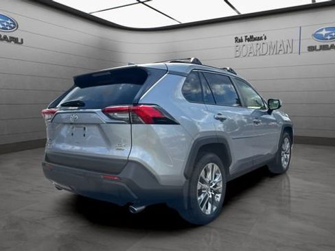 Used 2019 Toyota RAV4 XLE Premium w/ Cold Weather Package AWD/4WD image 5