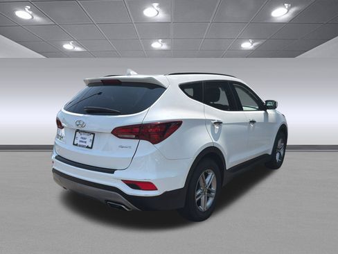 Used 2017 Hyundai Santa Fe Sport w/ 2.4L Tech Package 04 FWD image 7