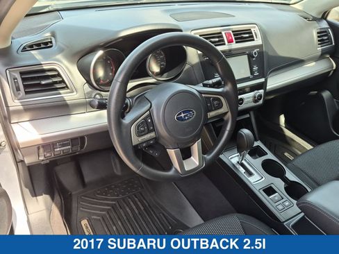 Used 2017 Subaru Outback 2.5i AWD/4WD image 11