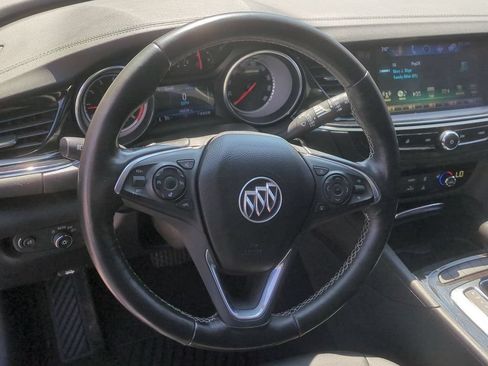 Used 2018 Buick Regal Essence w/ Driver Confidence Package #1 AWD/4WD image 14