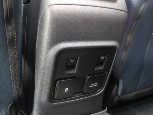 Used 2022 Ford Bronco Outer Banks w/ SASQUATCH PKG w/ Sasquatch Package image 41