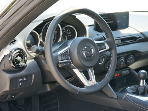 New 2025 MAZDA MX-5 Miata Club w/ Brembo/BBS Recaro Package image 12