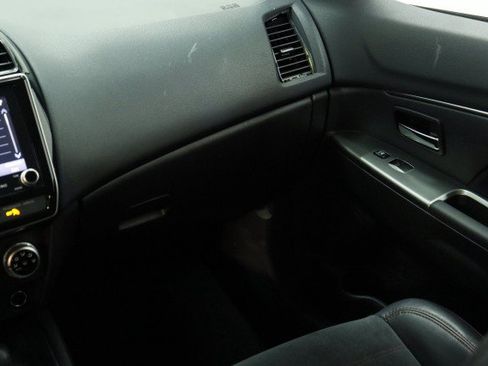 Used 2022 Mitsubishi Outlander Sport SE FWD image 26