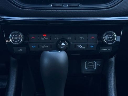 New 2026 Jeep Compass Limited image 31