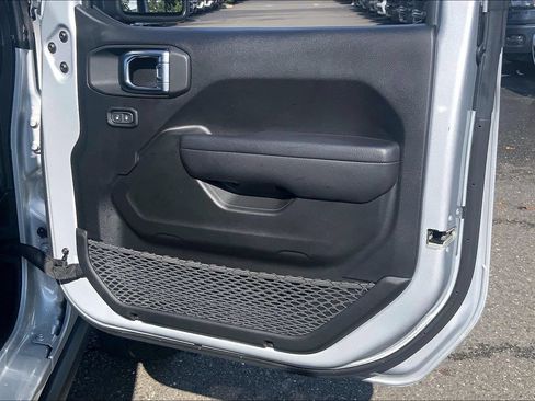 Certified 2023 Jeep Wrangler Unlimited Rubicon 4xe w/ Steel Bumper Group AWD/4WD image 22