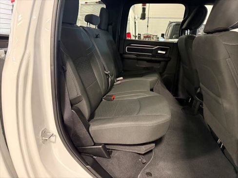 Certified 2025 RAM 2500 Big Horn AWD/4WD image 18