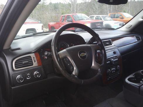 Used 2013 Chevrolet Tahoe LS w/ Convenience Package image 15