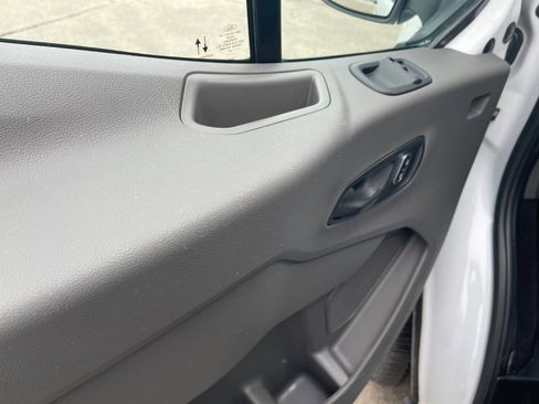 Used 2024 Ford Transit 350 XLT image 20