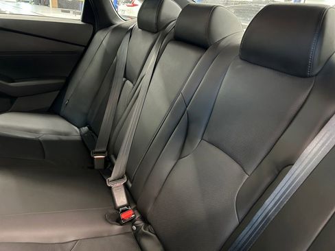 Used 2025 Honda Accord Sport image 21