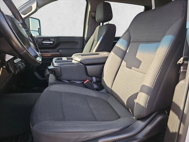 Used 2023 Chevrolet Silverado 2500 LT AWD/4WD image 15