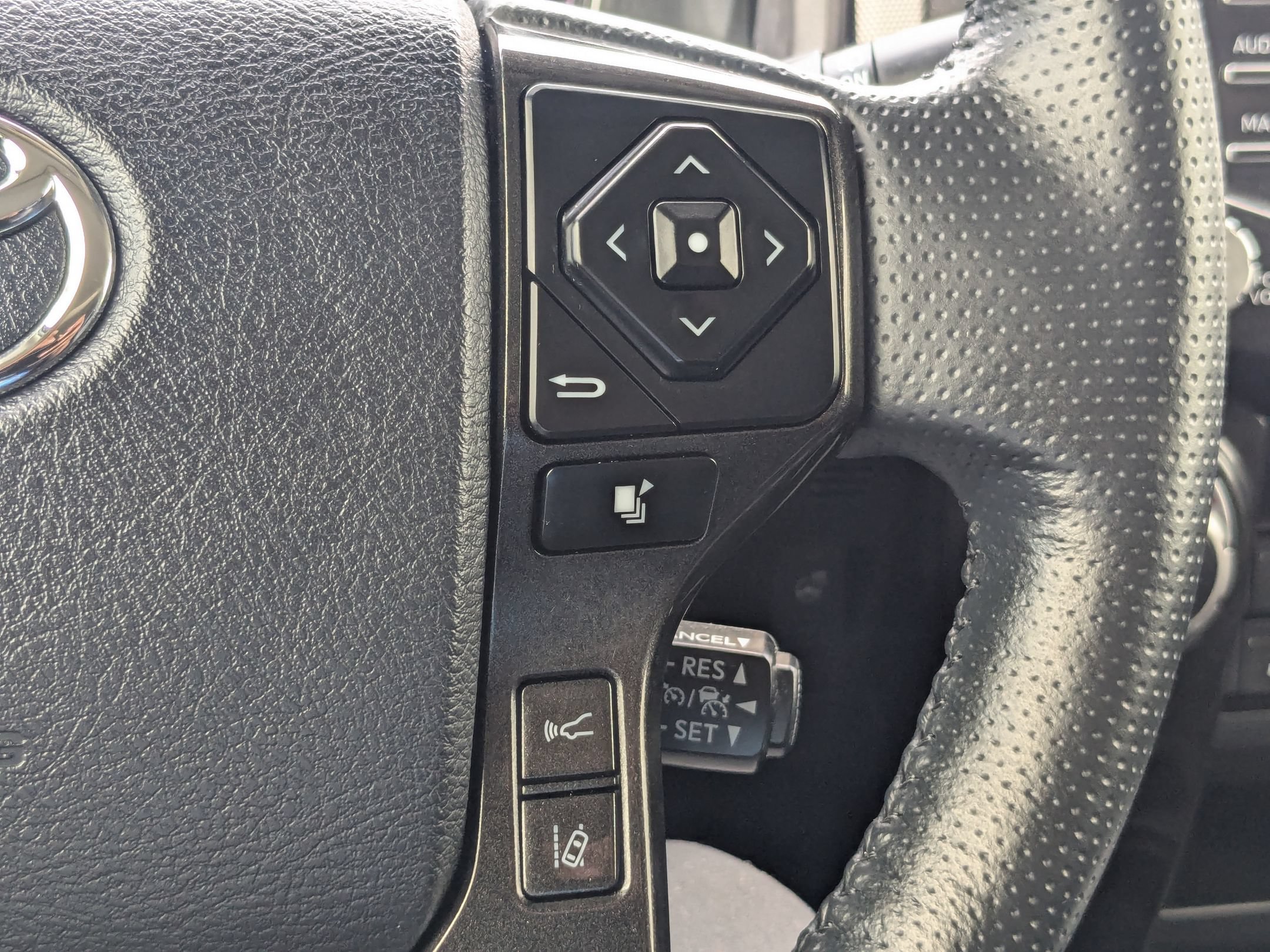 Used 2024 Toyota 4Runner TRD Pro AWD/4WD image 23