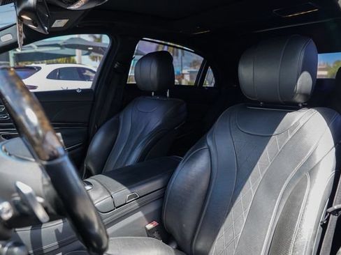 Used 2015 Mercedes-Benz S 550 Sedan w/ Premium 1 Package image 10