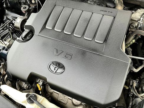 Used 2014 Toyota Avalon XLE Touring FWD image 31