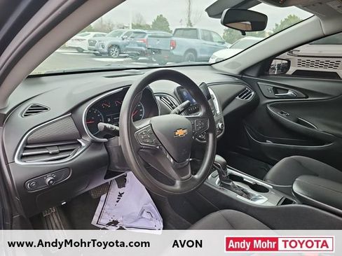 Used 2021 Chevrolet Malibu LT image 9