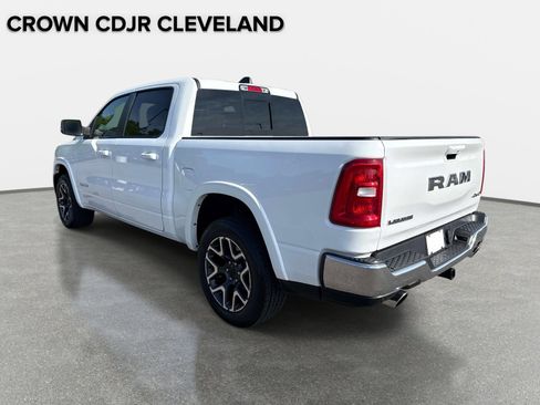 Used 2025 RAM 1500 Laramie AWD/4WD image 7