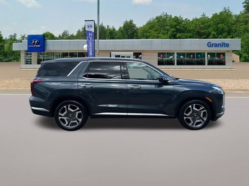 Used 2024 Hyundai Palisade Limited AWD/4WD image 5