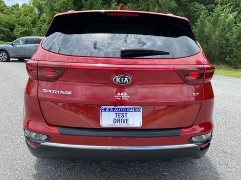 Used 2020 Kia Sportage EX image 4