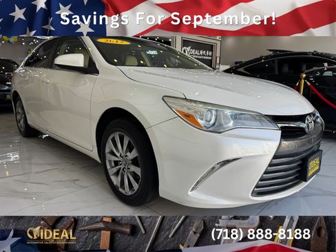Used 2017 Toyota Camry XLE FWD image 1