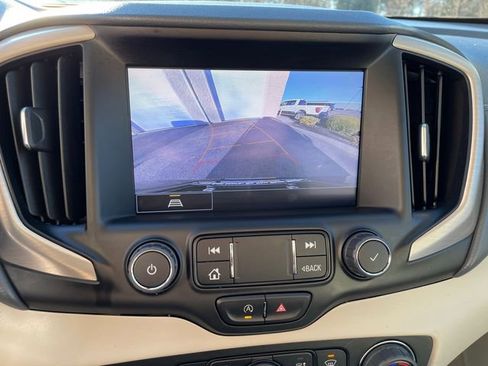 Used 2022 GMC Terrain Denali image 35