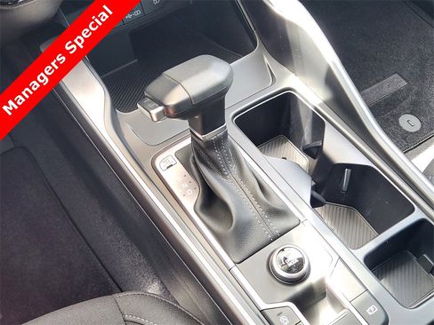 New 2025 Kia Sorento LX image 13