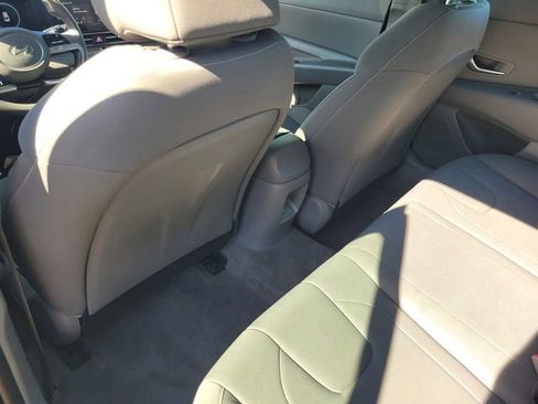 Used 2024 Hyundai Elantra SEL FWD image 14