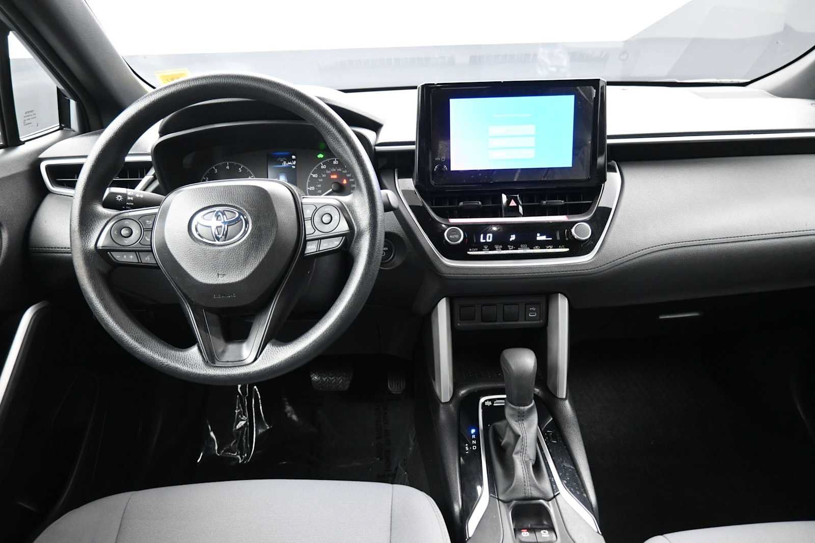 Certified 2024 Toyota Corolla Cross AWD Hybrid image 18