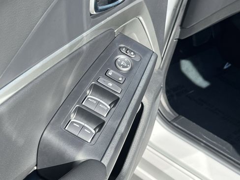 New 2025 Acura Integra image 12