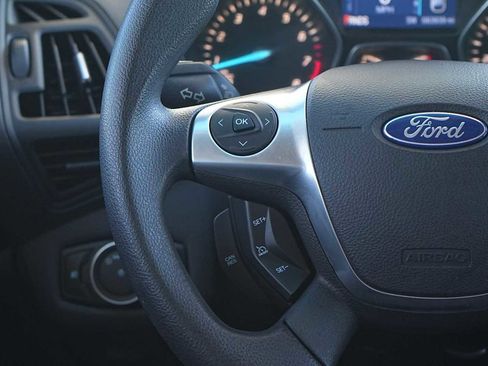 Used 2015 Ford Escape SE image 17