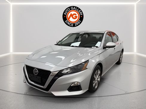 Used 2022 Nissan Altima 2.5 S FWD image 13