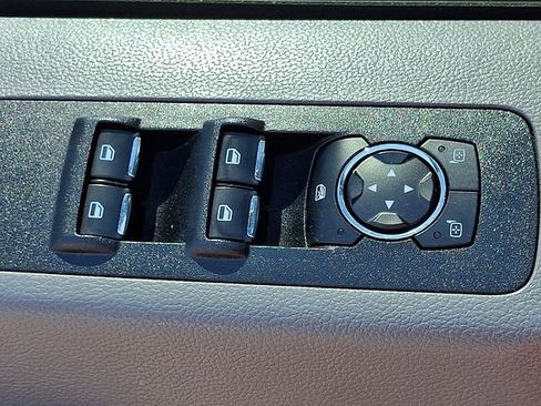 Used 2019 Ford F150 XLT w/ Equipment Group 301A Mid AWD/4WD image 26