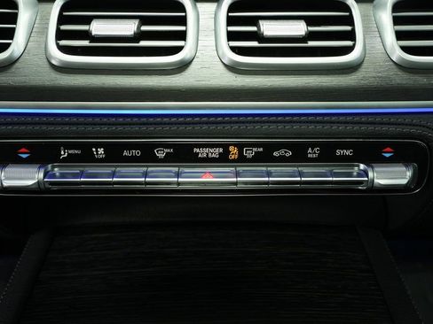 Used 2024 Mercedes-Benz GLE 53 AMG 4MATIC image 36