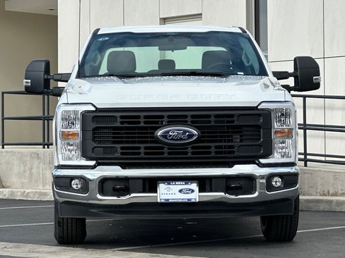 New 2026 Ford F250 XL w/ XL Chrome Package image 8