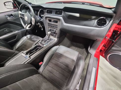 Used 2014 Ford Mustang GT w/ Equipment Group 402A RWD image 11