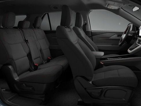 New 2026 Ford Explorer Active AWD/4WD image 18