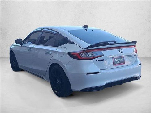 Used 2025 Honda Civic Sport image 8