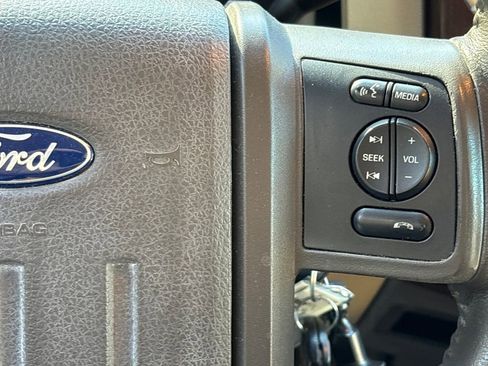 Used 2016 Ford F250 Lariat w/ Lariat Interior Package image 20