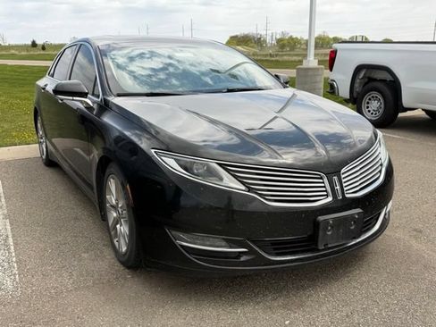 Used 2014 Lincoln MKZ w/ Equipment Group 102A Reserve FWD image 3