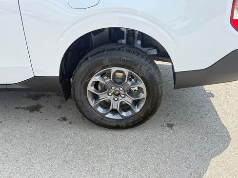 New 2025 Ford Maverick XLT image 39