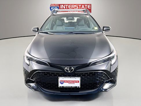 Certified 2025 Toyota Corolla SE w/ SE Package FWD image 2
