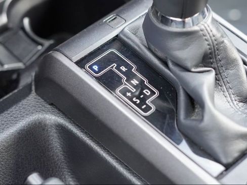 Certified 2023 Toyota Tacoma TRD Off-Road image 35