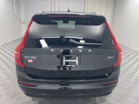 Used 2023 Volvo XC90 B5 Core w/ Climate Package AWD/4WD image 9